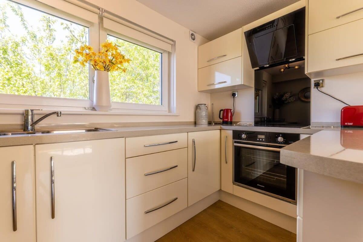 Stunning City Centre 1 Bed With Free Parking Glasgow Esterno foto